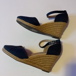 Size 8.5 Navy Espadrille Wedges
